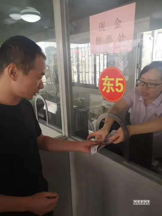 大建大美｜广化开展黄龙片区已腾空建筑物拆除行动！南郊街道东屿零星地块签约完美收官！
